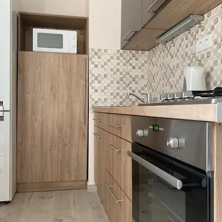 Apartment Egyetemvaros B. Apartman Pecs